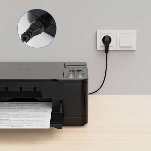 Netzkabel - Schutzkontakt Stecker 90° auf IEC Buchse (C5) gerade. Schwarz. 2,00m
