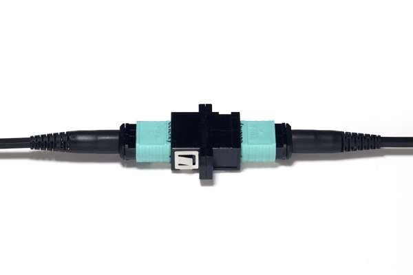 CT Serie - 18Gbps HDMI Universal Glasfaser Keystone Wandplatte