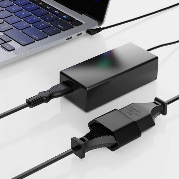 Netzkabel Verlängerung - Euro Stecker gerade auf Euro Buchse gerade. Schwarz. 1,00m